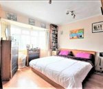 3 bedrooms House in London, United Kingdom No. 764 - Image 3