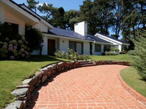 4 bedrooms House in Maldonado, Uruguay No. 3166