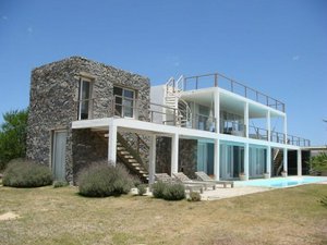 4 bedrooms House in Maldonado, Uruguay No. 3685