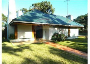 4 bedrooms House in Maldonado, Uruguay No. 3932