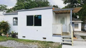 8 bedrooms House in Miami, USA No. 211470