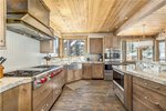 8 bedrooms Commercial property in Breckenridge, USA No. 214 - Image 17