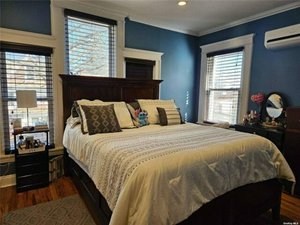 3 bedrooms House in Woodhaven, USA No. 232494