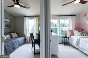 3 bedrooms House in Inwood, USA No. 235907