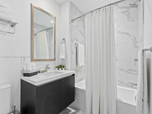 3 bedrooms House in Miami, USA No. 243913