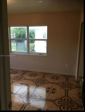 241 bedroom House in Miami, USA No. 253247