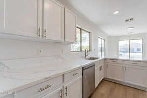 3 bedrooms House in Glendale, USA No. 261745