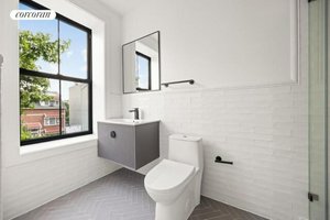 6 bedrooms House in Brooklyn, USA No. 271482