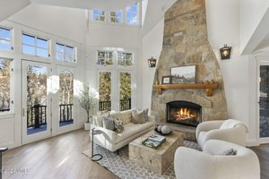4 bedrooms Commercial property in Edwards, USA No. 278