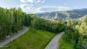 4 bedrooms Commercial property in Beaver Creek, USA No. 286
