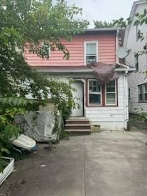 3 bedrooms House in Queens Village, USA No. 286289