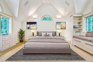 5 bedrooms House in Belmont, USA No. 298394