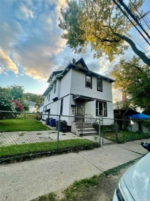 8 bedrooms House in Jamaica, USA No. 310716