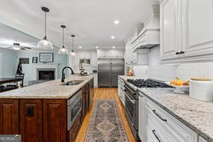 8 bedrooms House in Concord, USA No. 329177