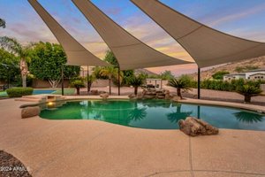 4 bedrooms House in Glendale, USA No. 332789