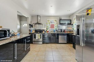 3 bedrooms House in Elmhurst, USA No. 350935