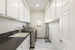 5 bedrooms House in Corona, USA No. 363064