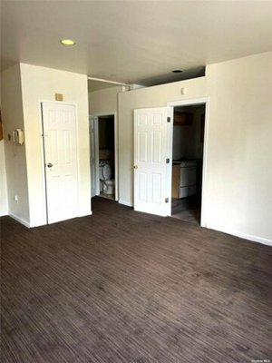 3 bedrooms House in Kew Gardens, USA No. 364335