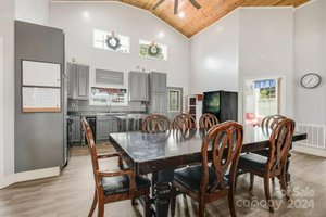 4 bedrooms House in Old Fort, USA No. 370607