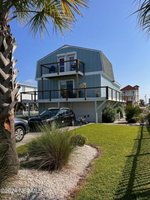 3 bedrooms House in Surf City, USA No. 371037 - house in USA
