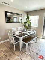 3 bedrooms House in North Hills, USA No. 372136 - house in USA