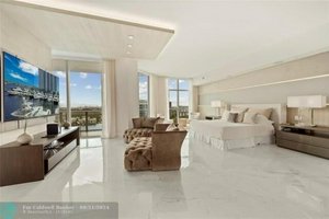 4 bedrooms House in Aventura, USA No. 372321