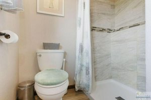 4 bedrooms House in Roundup, USA No. 372961