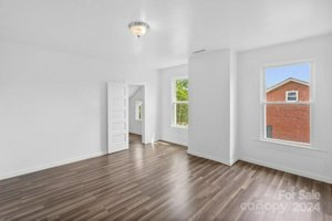 5 bedrooms House in Lenoir, USA No. 373021