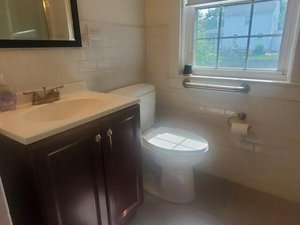 3 bedrooms House in Cranston, USA No. 373156