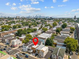 5 bedrooms House in Jersey City, USA No. 373168