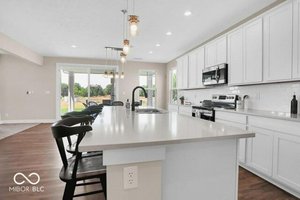 5 bedrooms House in Indianapolis, USA No. 373679