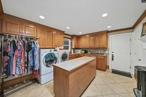 4 bedrooms House in Elgin, USA No. 374093