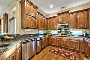 2 bedrooms House in Reno, USA No. 374860