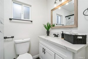 3 bedrooms House in Los Angeles, USA No. 376929