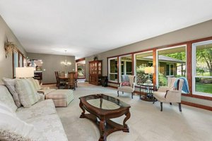 4 bedrooms House in Algonquin, USA No. 377011