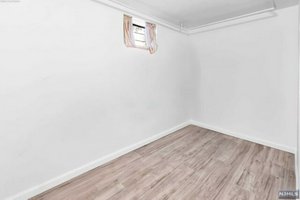 3 bedrooms House in East Orange, USA No. 377297