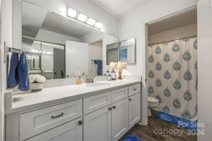 2 bedrooms House in Charlotte, USA No. 377985