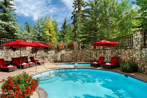 2 bedrooms Cafe / restaurant in Beaver Creek, USA No. 560255