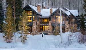 7 bedrooms Commercial property in Avon, USA No. 560268