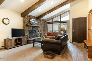 4 bedrooms Cafe / restaurant in Avon, USA No. 560274