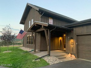 3 bedrooms Commercial property in Eagle, USA No. 560296