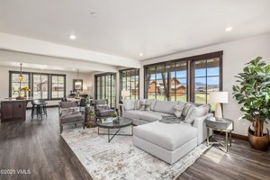 3 bedrooms Commercial property in Eagle, USA No. 560296