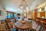 1 bedroom Cafe / restaurant in Snowmass Village, USA No. 560311 - Image 3