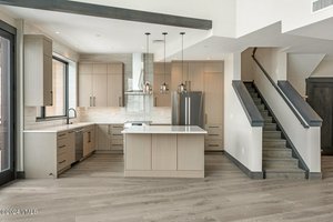 3 bedrooms Cafe / restaurant in Avon, USA No. 67