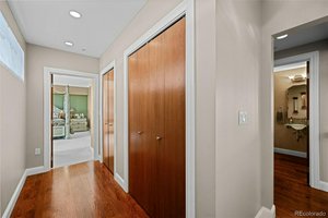 3 bedrooms Cafe / restaurant in Denver, USA No. 7