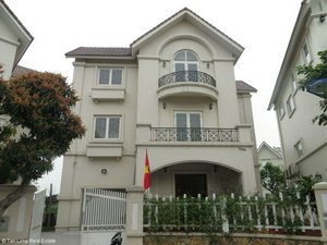 4 bedrooms Villa in Long Bien, Vietnam No. 11422
