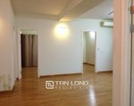 4 bedrooms Apartment in Tay Ho, Vietnam No. 242 - Image 2