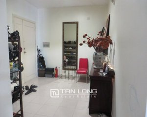 200m² Apartment in Tay Ho, Vietnam No. 251