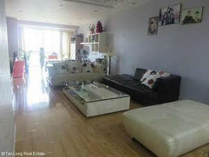 3 bedrooms Apartment in Tay Ho, Vietnam No. 324