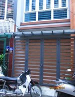 5 bedrooms House in Dong Da, Vietnam No. 346 - Image 2